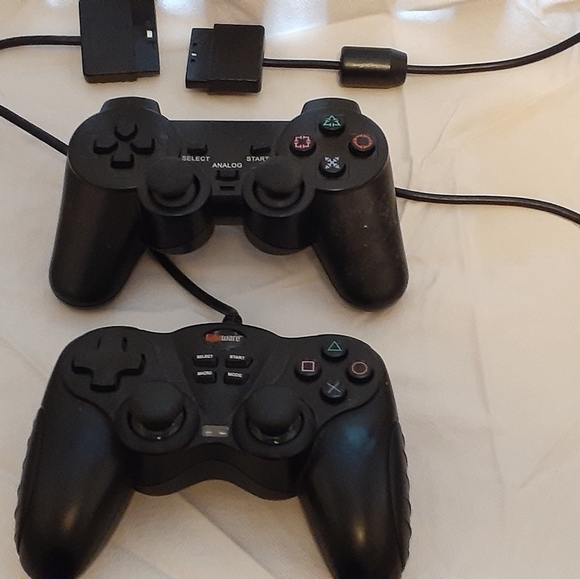 Ps2 cabled controllers - Picture 2 of 2